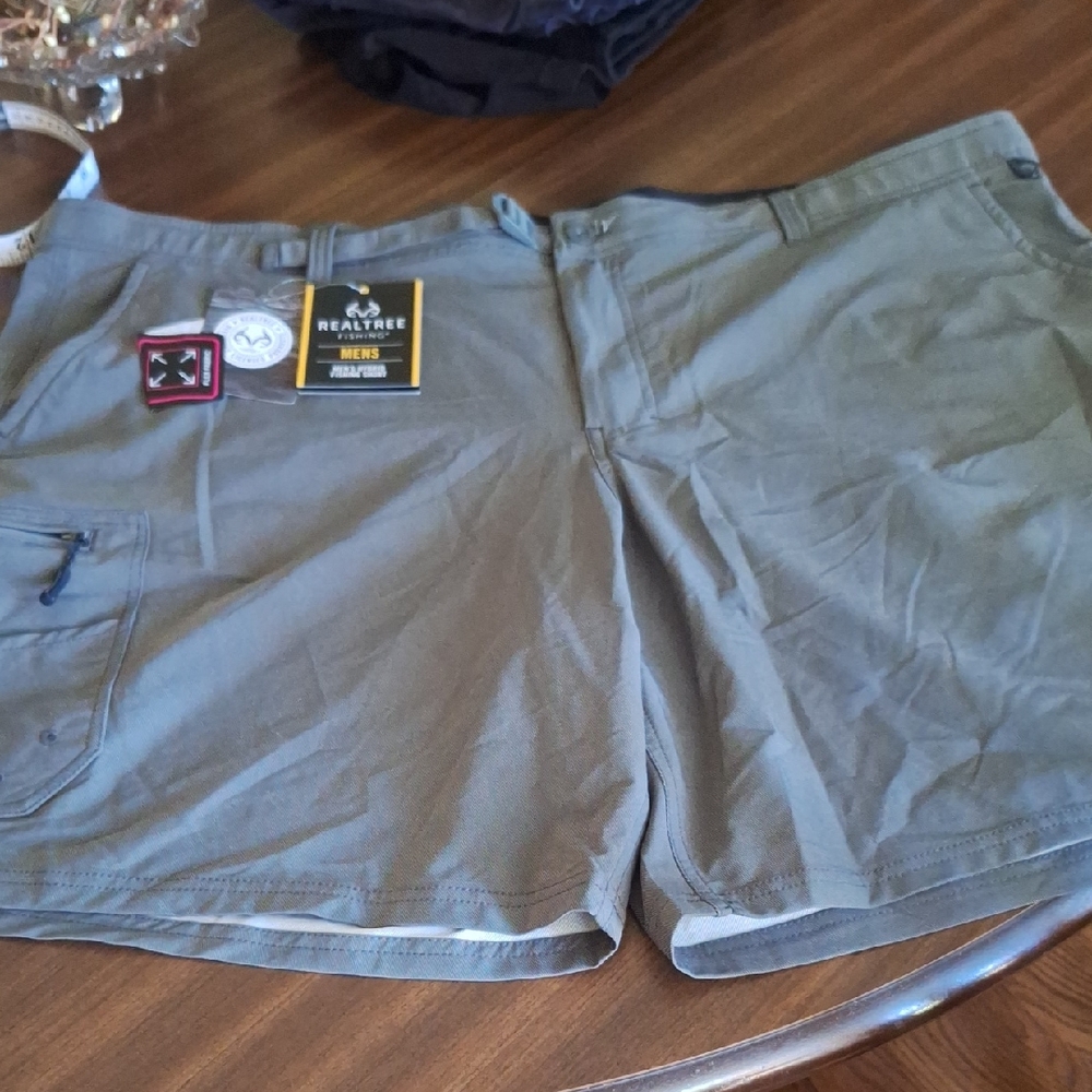Realtree Men's Olive Fishing Shorts 3XL